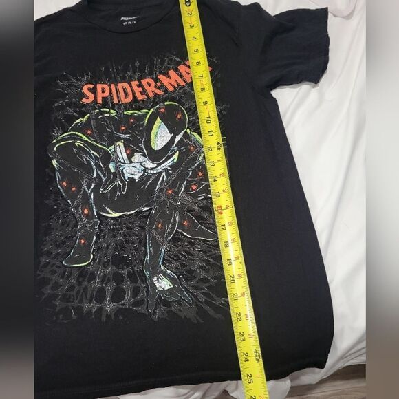 Men's Spiderman t-shirt - Picture 7 of 9